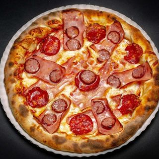 Pizza Carnivora Medie 445 Gr.