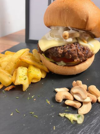 Burgerul Puturos (smashed)