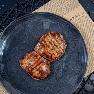 Muschi file porc la gratar