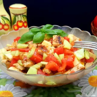 Salata piept de pui
