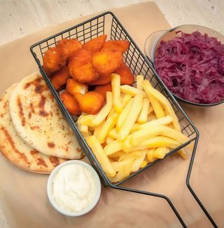 Combo Meniu Nuggets + BAUTURA LA ALEGRE