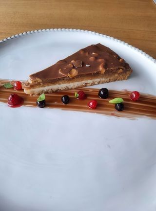 Almond Cake 