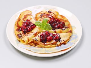 3 Mini Clătite cu Dulceata Afine