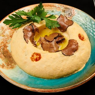 Hummus cu trufe