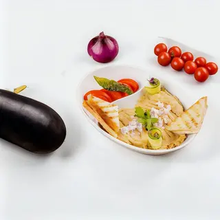 Salata de vinete cu paine prajita (2 pers.)