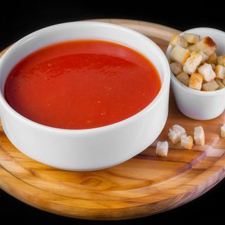 Supă cremă de roșii coapte