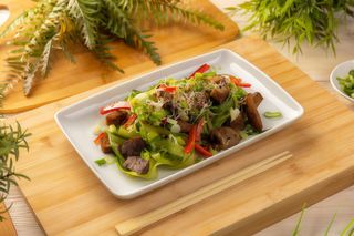 Salată cu limbă porc