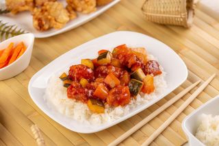 Pui cu ananas în sos dulce acrișor