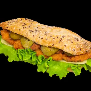 Sandwich cu snitel de pui