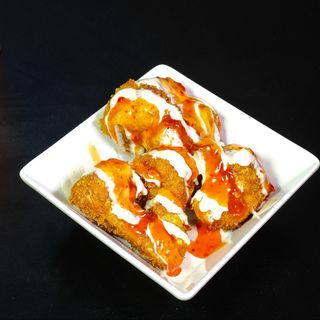 Fried cauliflower with sweet chilli and tahina