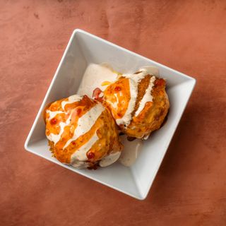 Fried cauliflower with sweet chilli and tahina