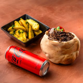 Menu Beef Shoarma Pita