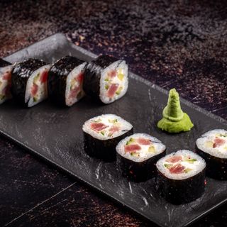 Maki cu brânză și castravete