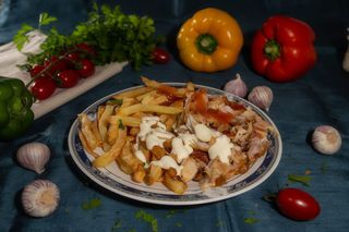 Meniu shaorma de pui la farfurie