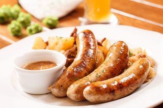 Carnati de porc la grill