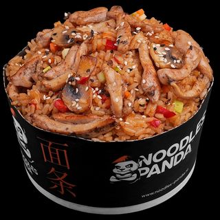 Orez Thai cu carne de pui