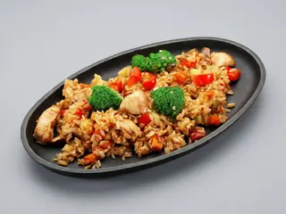 Orez Thai cu legume si ciuperci