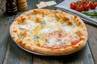 Pizza Quattro Formaggi