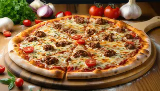 Pizza Bolognese