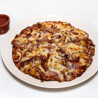 Pizza cu Carne de Vită Mare