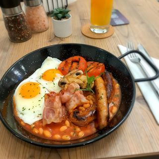 Mic dejun în stil englezesc