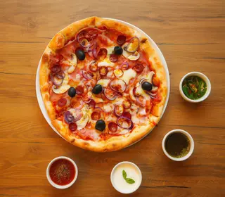 Pizza Românească