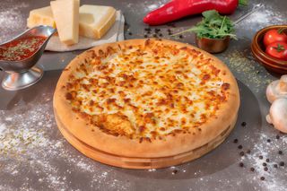 Pizza Quattro Formaggi medie