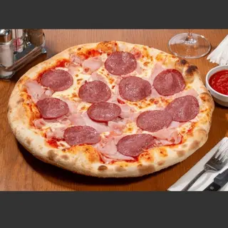 Pizza Prosciutto Salami