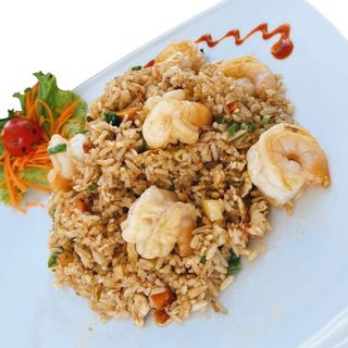 Orez la wok cu creveți