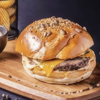 -Classic Burger 