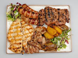 Ceafă de porc la grătar