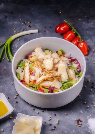 Salată cu piept de pui