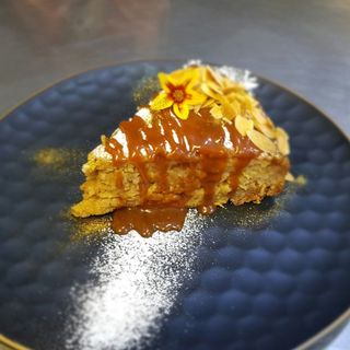 Hyped Apple Pie