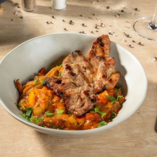 Ghiveci bănățean cu ceafa de porc