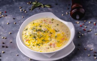 Ciorbă a la grec de pui