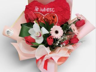 Buchet V-Day ”Te iubesc!”