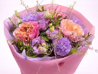 Buchet Pastel Luxury – Trandafiri Garden & Lisianthus