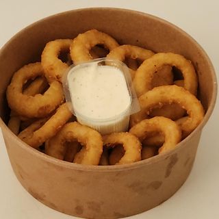Onion rings bucket single