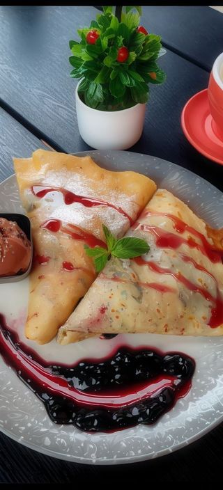 Clatite Cu Dulceata (afine / vișine)