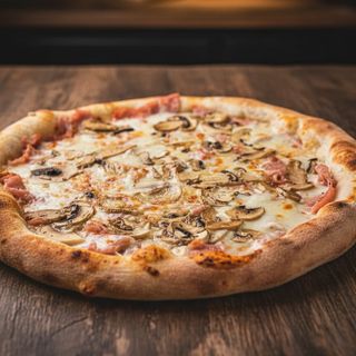 COMBO Pizza Prosciutto e Funghi & Coca-Cola 500 ml Gratis