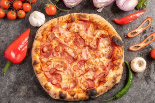 Pizza Quattro Carni Ø32cm