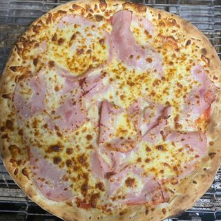 Pizza Prosciutto Funghi + CUTIE