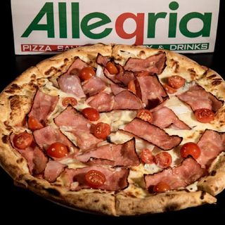 PIZZA MARIA XXL + CUTIE