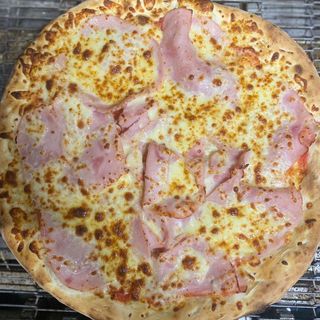 PIZZA PROSCIUTTO XXL + CUTIE