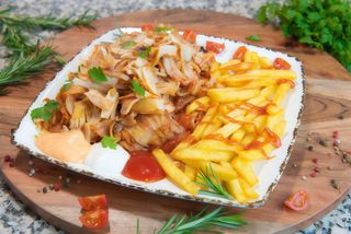 Shaorma dublă pui farfurie