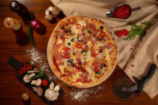 Pizza Suprema Ø 32cm 1+1