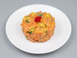 Salmon tartar