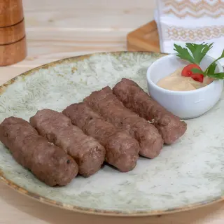 5 mici cu cartofi prajiti rustici si mustar 
