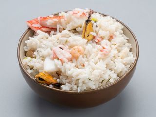 Orez cu fructe de mare