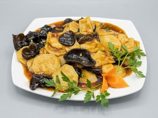 Cartofi cu urechi de lemn